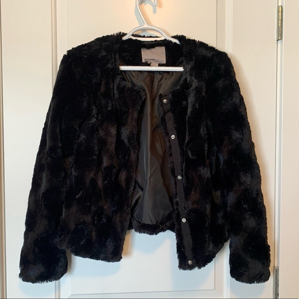 Vero Moda Faux Fur Jacket